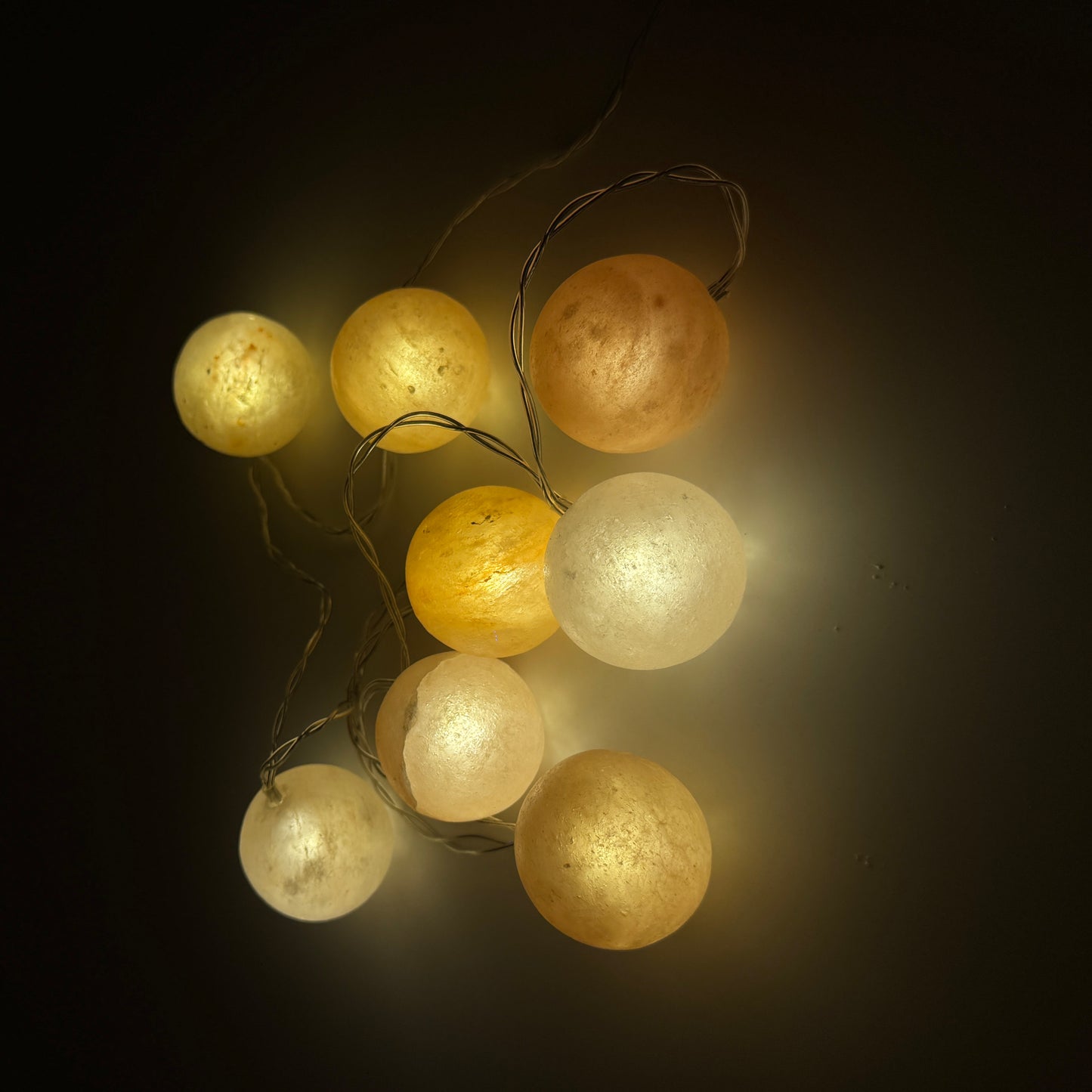 LED-Lichterkette mit 8 Salzkristallen - KUGELN