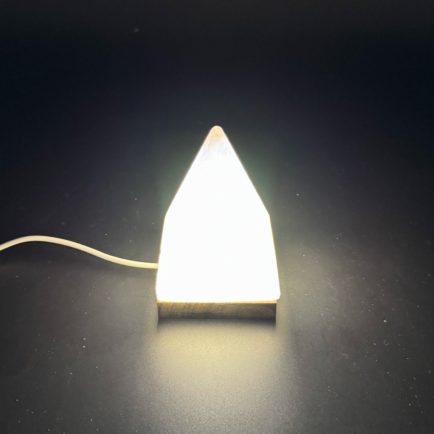 USB Salzlampe PYRAMIDE Weiß