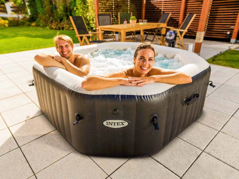 PureSpa DeLuxe HWS 800 für 4 Personen